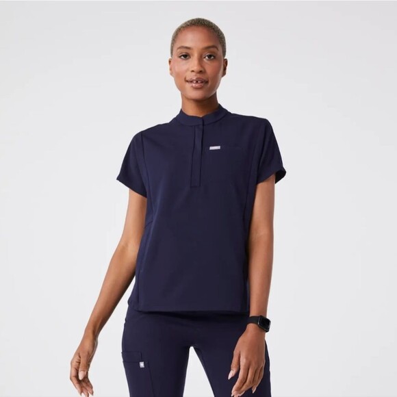 FIGS Montex Women's Navy Blue Short Sleeve Scrub Shirt Medium Zip Button BRANDED - Picture 1 of 9